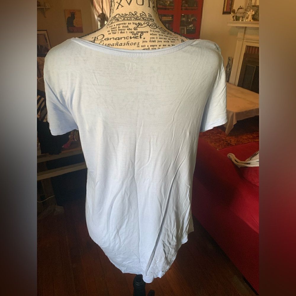 Light Blue Gap Tee - Picture 2 of 4